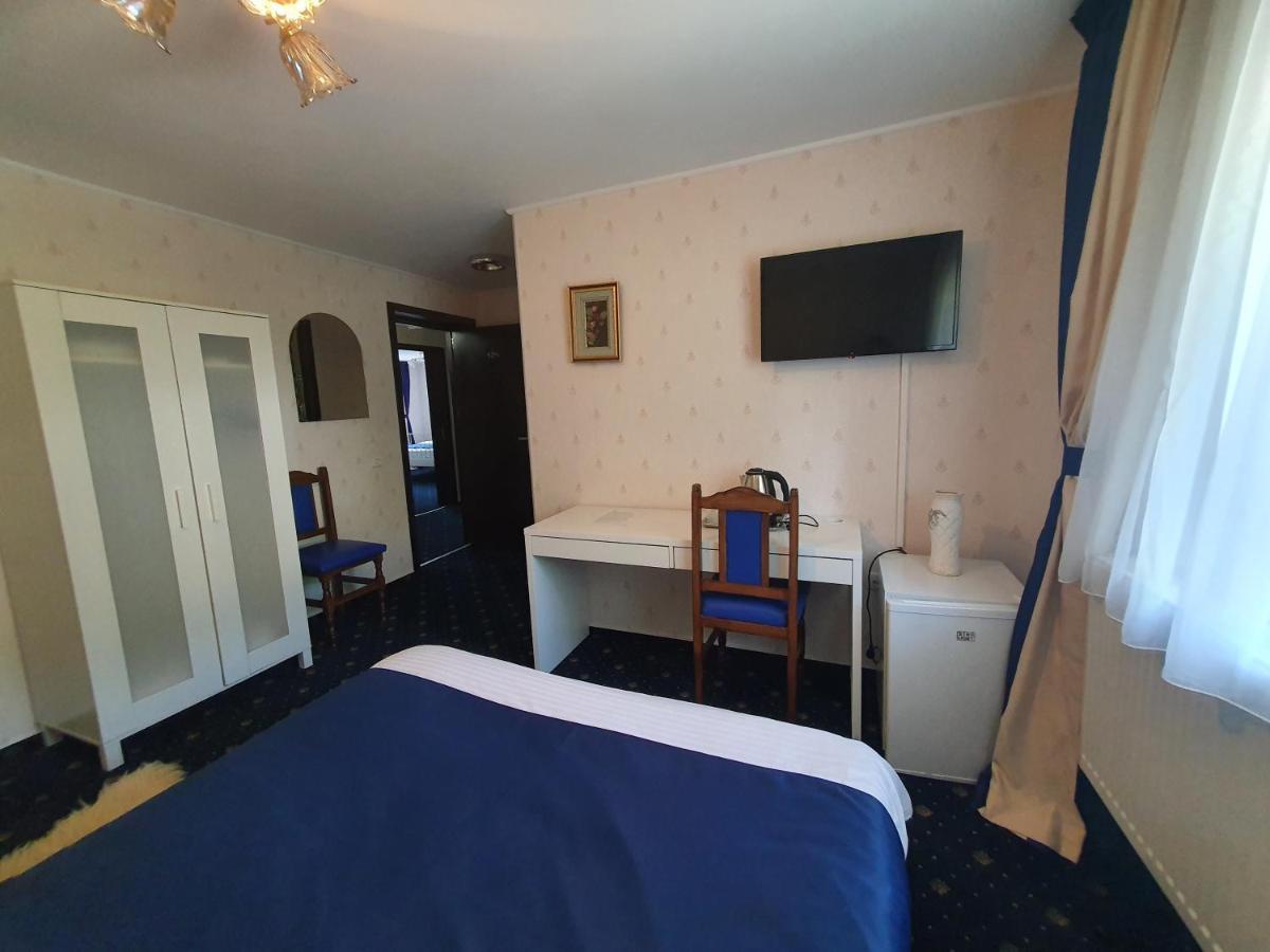 Hotel Green Palace Sinaia Esterno foto